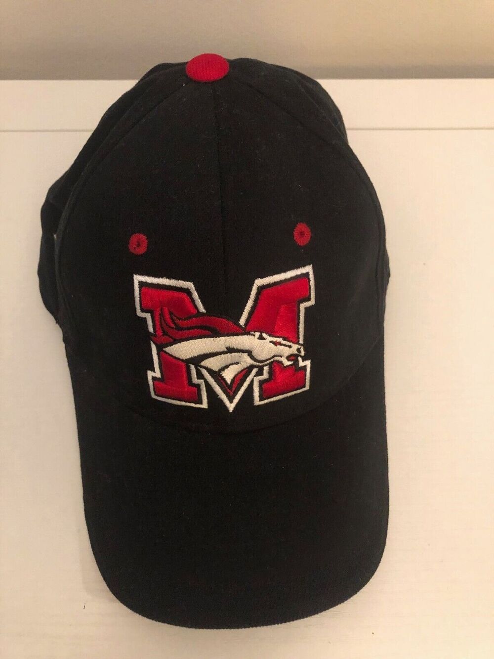 Mustangs Baseball Hat/Cap Fitted Large Black Captivating Headgear 1 Stop